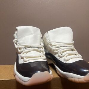 Jordan 11s